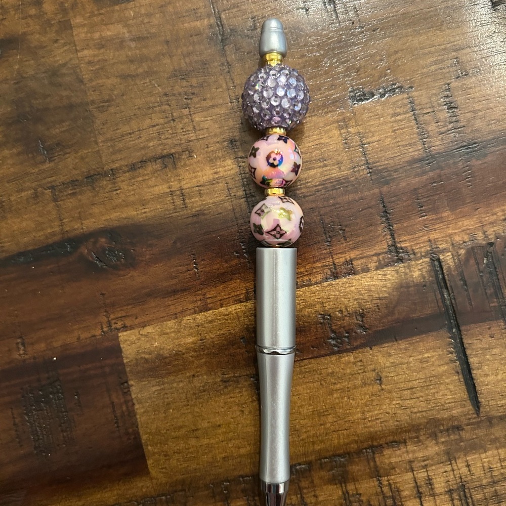 NWOT Stylish Silver Pen with Pink and Purple Beads